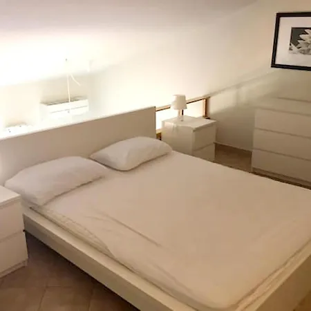 Lejlighed 2 Bedrooms With Shared Pool And Wifi At *